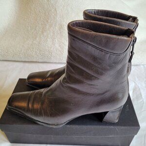 Stuart Weitzman brown leather booties, size 5.5B, in good condition.